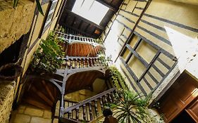 Amañi Hostel